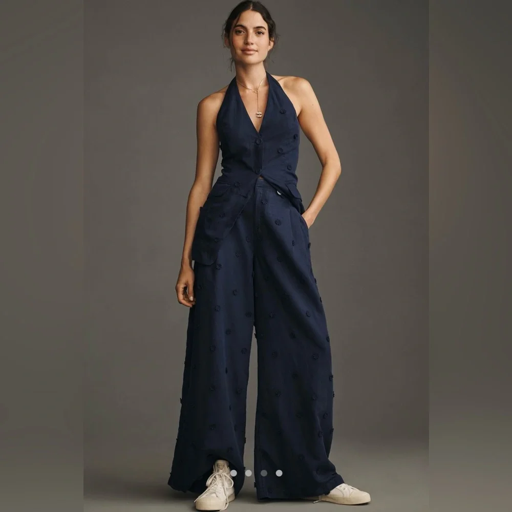 2 pieces Linen blend halter vest + Tailored linen blend embellished trousers - Picture 4 of 16